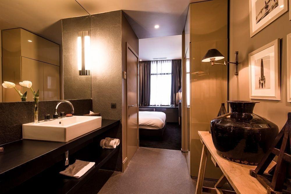 Les Nuits Hotel 4*