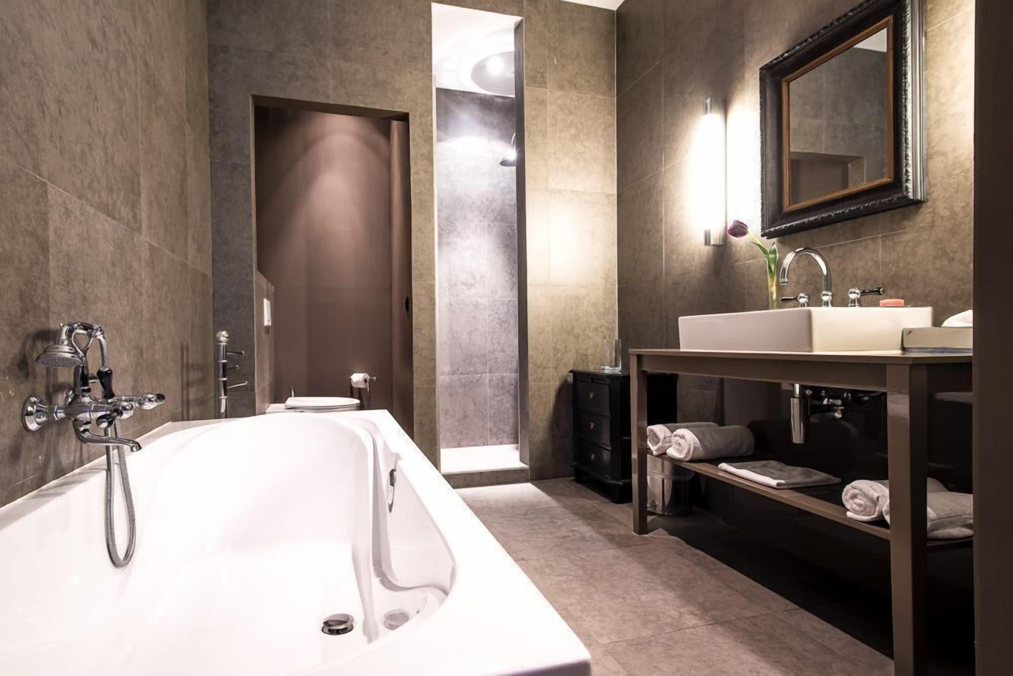 Hotel Les Nuits