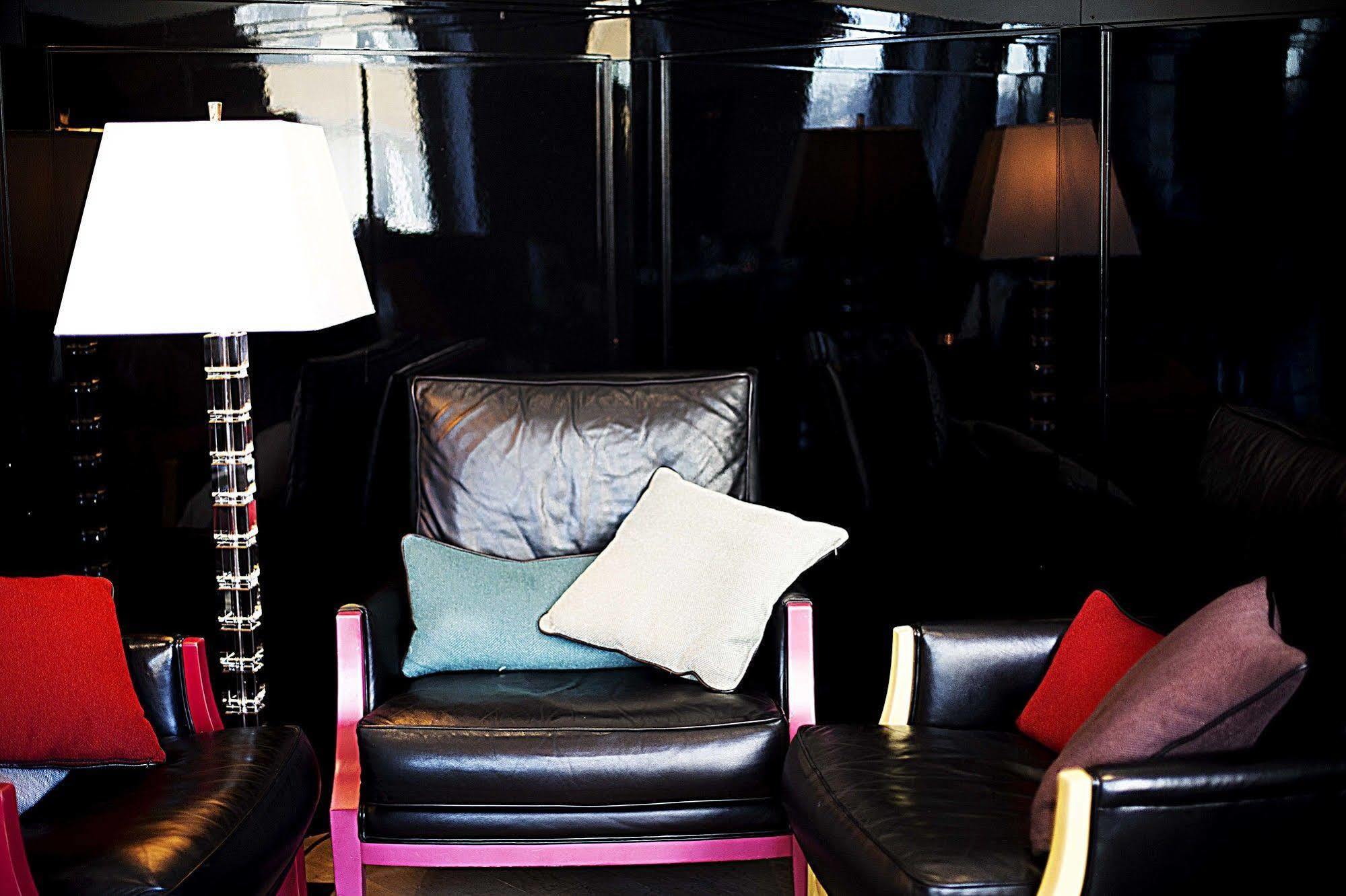 Hotel Les Nuits 4*